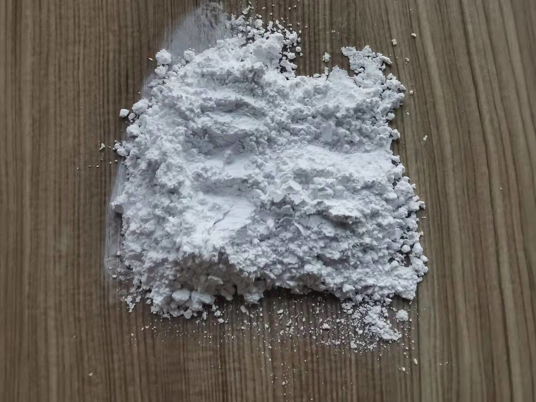 Al2O3 64.5% Min  Aluminum Hydroxide Chemical Water Purifying Agent Moderate Activity